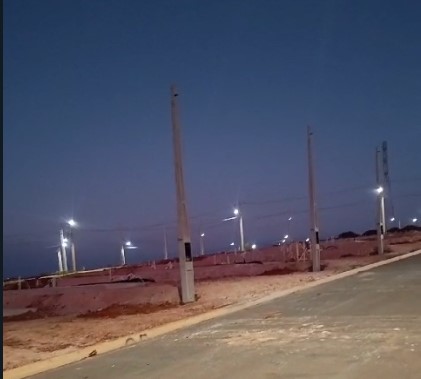 Postes instalados em via pública